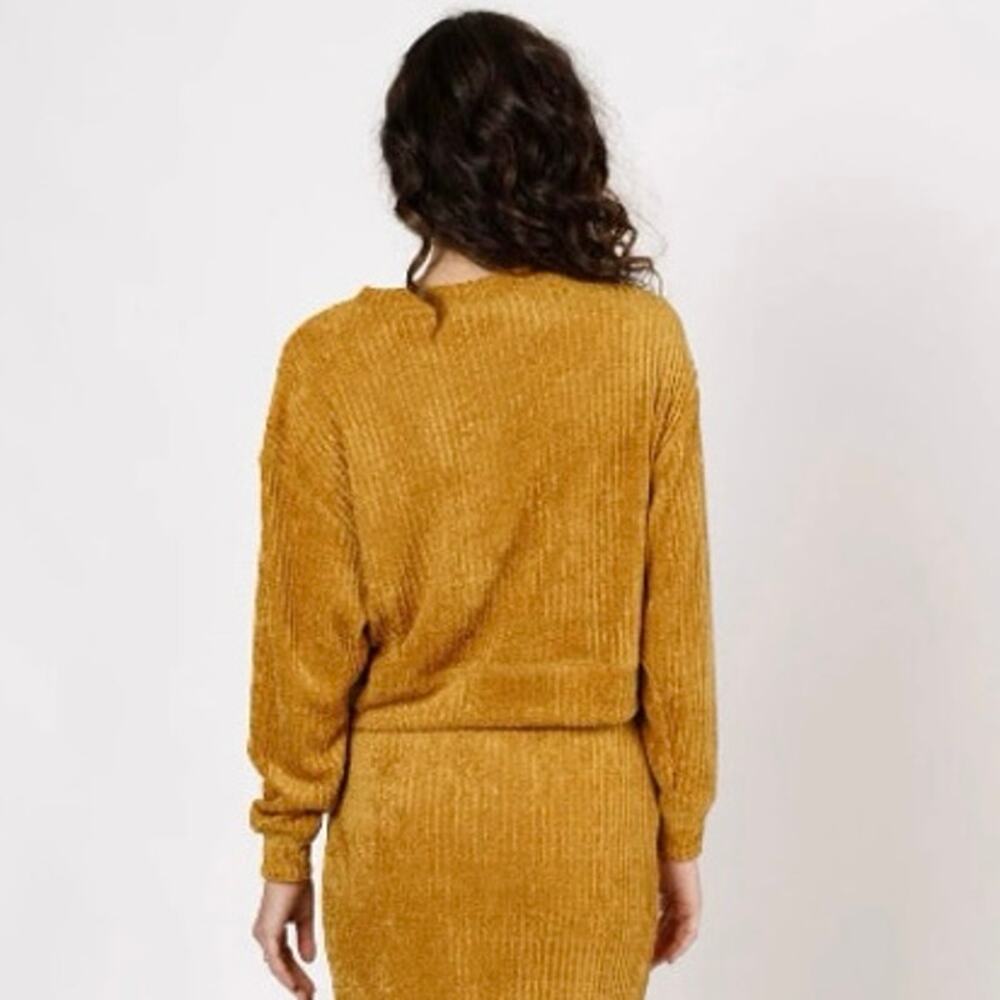Band of the Free Russel Ribbed Velvet Sweater in Gold - Picture 2 of 9